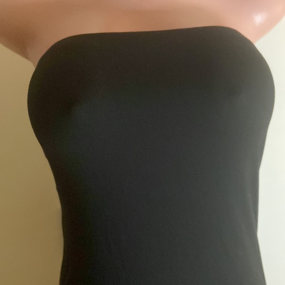 Heart and Hips Women’s Black Tube Dress with Front Slit Size Large - Picture 3 of 8